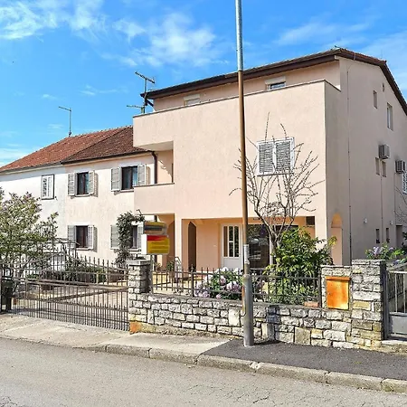 Apartment Fuer 4 Personen Ca 60 Qm In Cervar-porat, Istrien Istrische Riviera *
