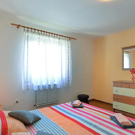 Apartment Fuer 4 Personen Ca 60 Qm In Cervar-porat, Istrien Istrische Riviera